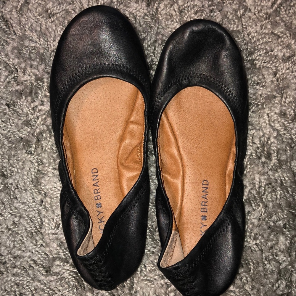 BLACK DRESS SHOES FLATS
